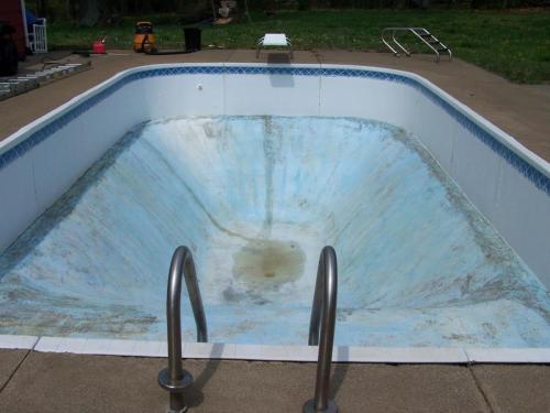 Rust Removal on Pool After